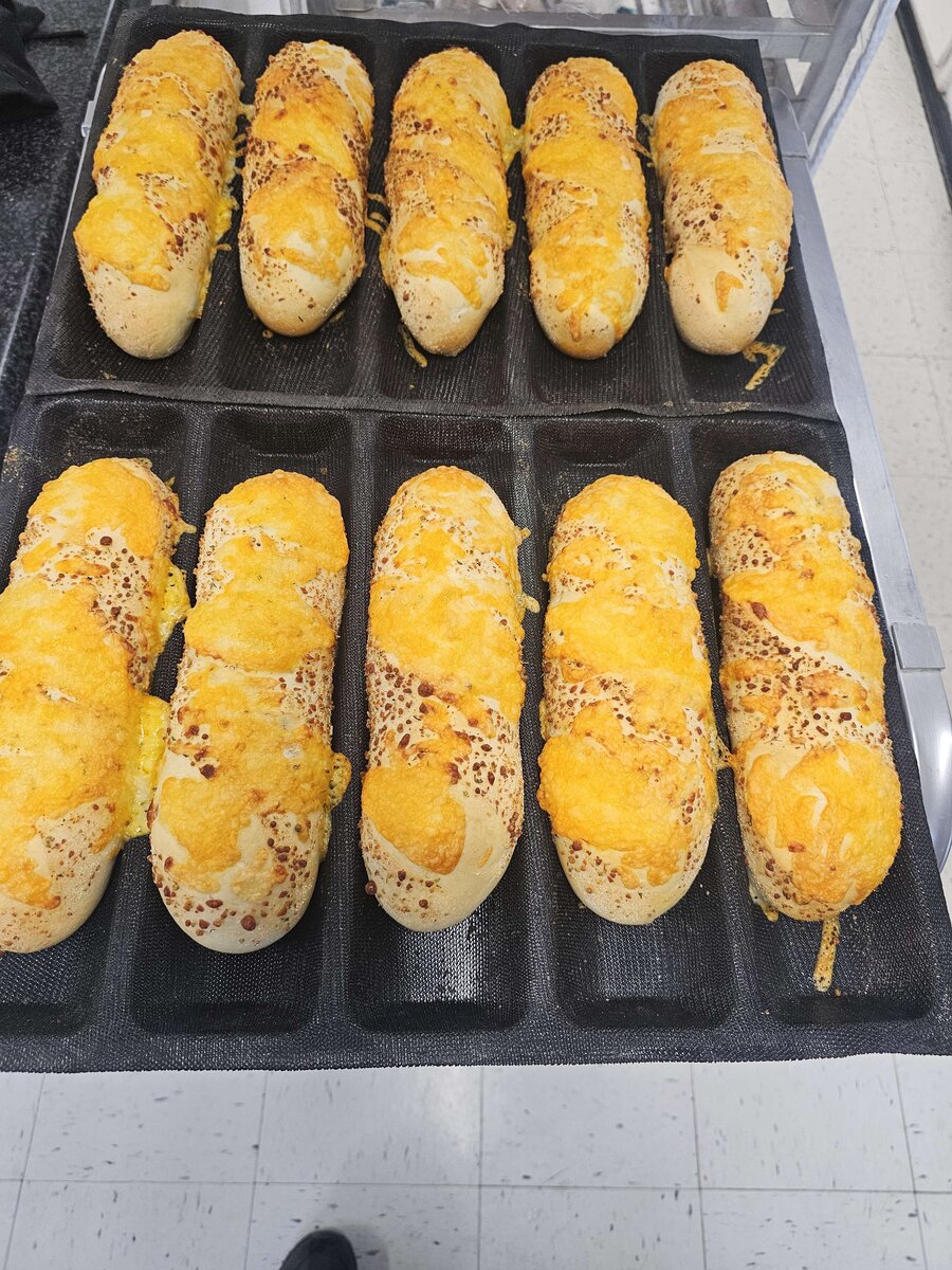 Bank St. Grinders fresh cheesy bread